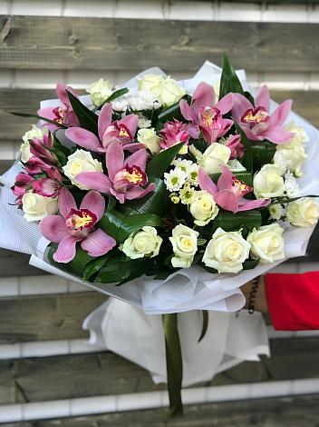 Букет цветов из: Розы и Хризантемы в Введенском Курганской области