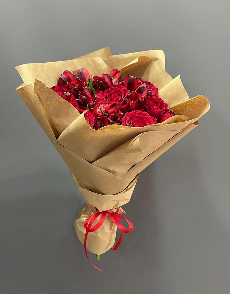 Букет цветов из: Альстромерии и Розы в Введенском Курганской области