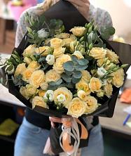 Букет цветов из:  Розы и Лизиантусы в Введенском Курганской области