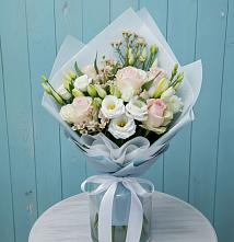 Букет цветов из:  Розы и Лизиантусы в Введенском Курганской области