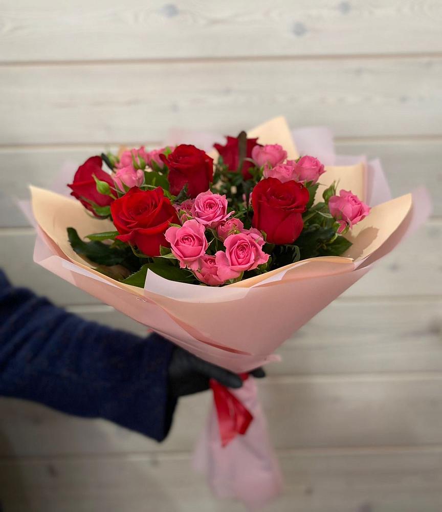 Букет цветов из: Розы в Введенском Курганской области