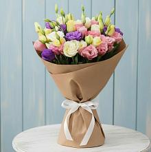 Букет цветов из:  Лизиантусы в Введенском Курганской области